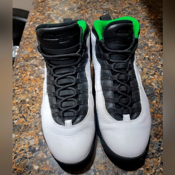 Air Jordan 10 Retro 'Seattle' 2019 - Picture 5 of 8